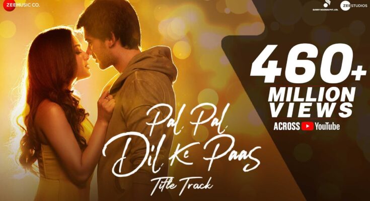 Pal Pal Dil Ke Paas Is A Song By Arijit Singh, Parampara Thakur. Lyrics Are Penned By Siddharth Garima While Music Is Produced By Sachet Parampara. Official Music Video Is Released On Official Channel.