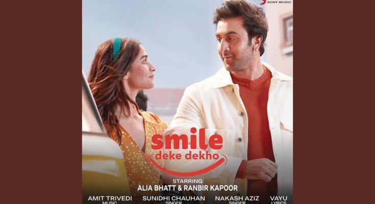 Smile Deke Dekho Is A Song By Sunidhi Chauhan and Nakash Aziz. Lyrics Are Penned By Vayu While Music Is Produced By Amit Trivedi. Official Music Video Is Released On Official Channel.