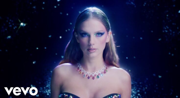 Bejeweled Is A Song By Taylor Swift. Lyrics Are Penned By Taylor SwiftJack Antonoff While Music Is Produced By Taylor SwiftJack Antonoff. Official Music Video Is Released On Official Channel.