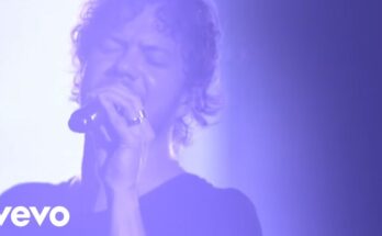 Demons Is A Song By Imagine Dragons. Lyrics Are Penned By Alex da KidBen McKeeDan ReynoldsWayne SermonJosh Mosser While Music Is Produced By Alex da Kid. Official Music Video Is Released On Official Channel.