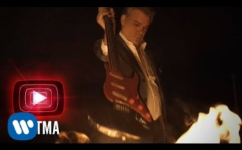 Bloodstream Is A Song By Ed Sheeran. Lyrics Are Penned By Ed SheeranJohnny McDaidMartin HarringtonTom Leonard While Music Is Produced By Jeff BhaskerEmile Haynie. Official Music Video Is Released On Official Channel.