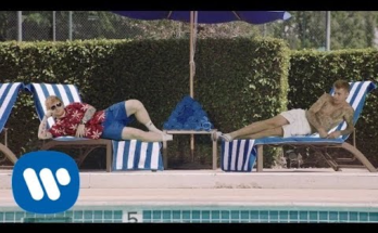 I Don't Care Is A Song By Ed Sheeran. Lyrics Are Penned By Ed SheeranJustin BieberMax MartinShellbackFred GibsonJason Boyd While Music Is Produced By Max MartinShellbackFred. Official Music Video Is Released On Official Channel.